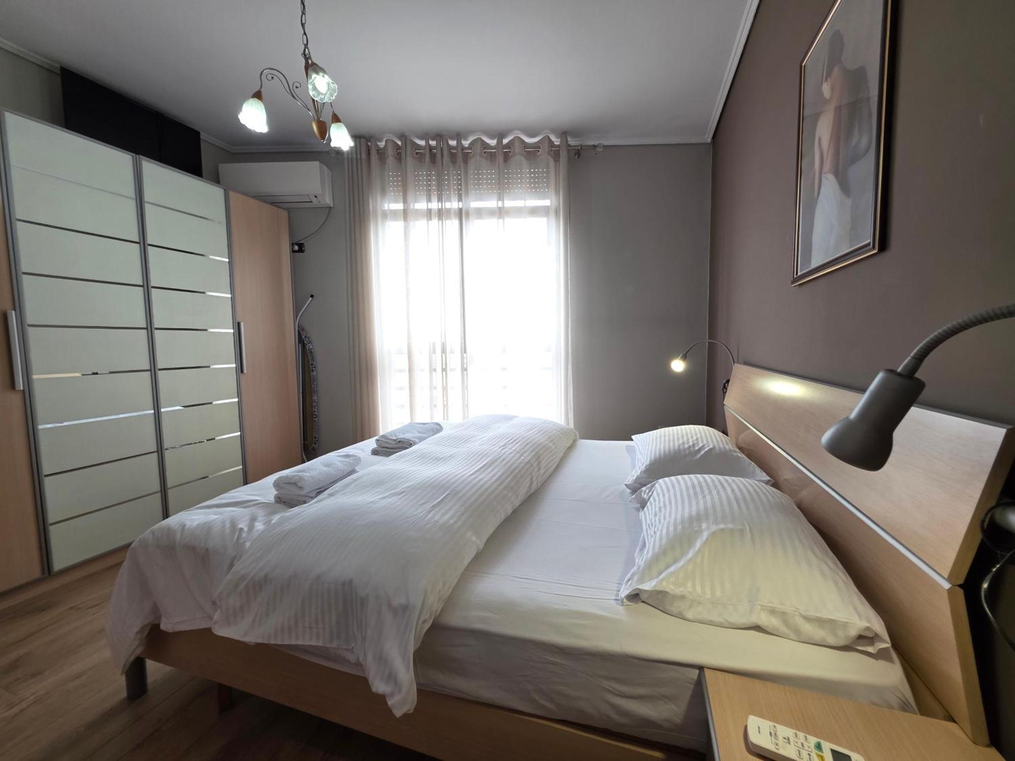 Aura Skanderbeg Square Apartments Tirana Exterior foto